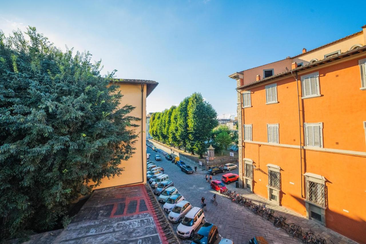 S4 Tower - Dolcevita Holiday Флоренция Экстерьер фото