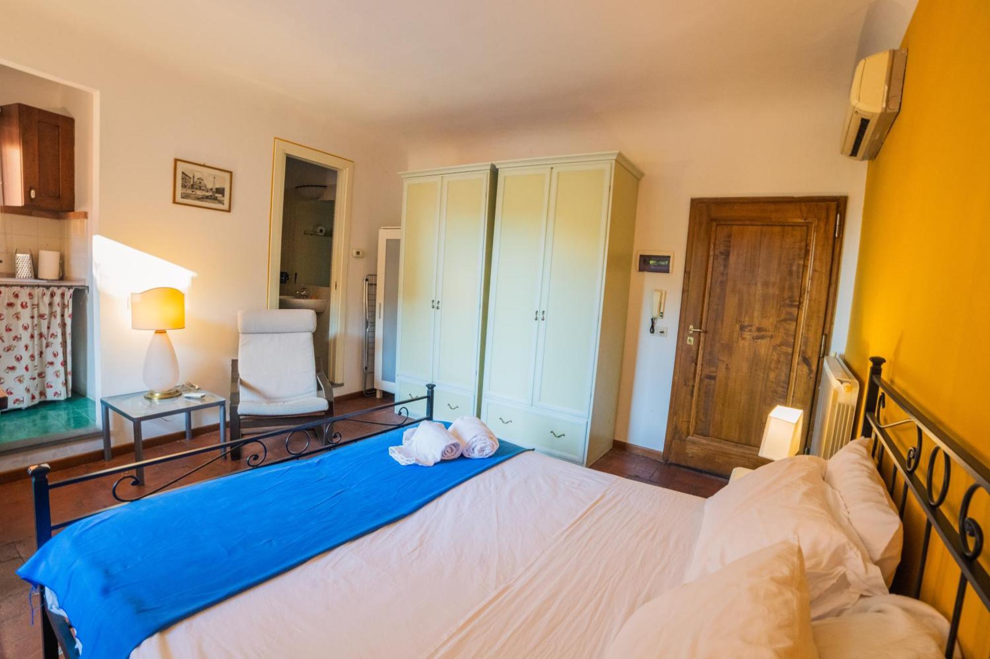 S4 Tower - Dolcevita Holiday Флоренция Экстерьер фото